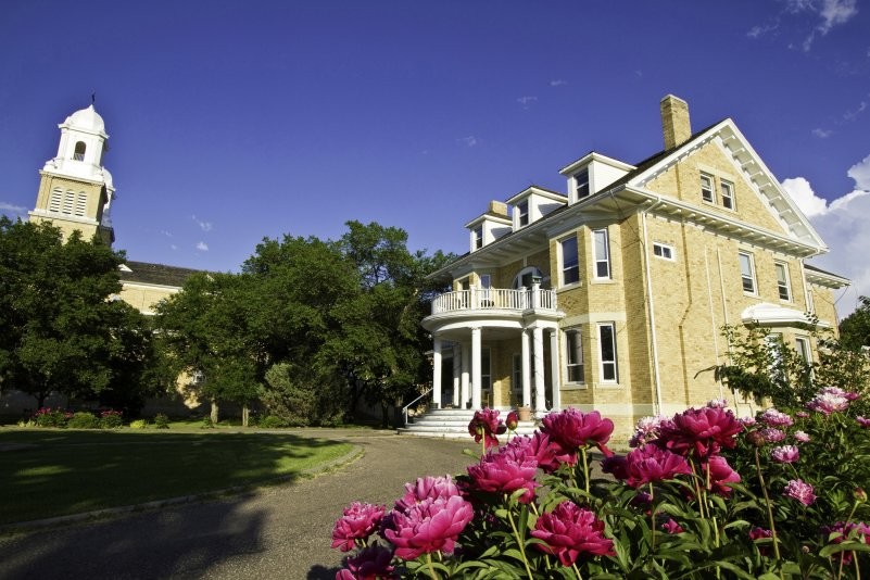 Historic Bishops Residence Bed and Breakfast  