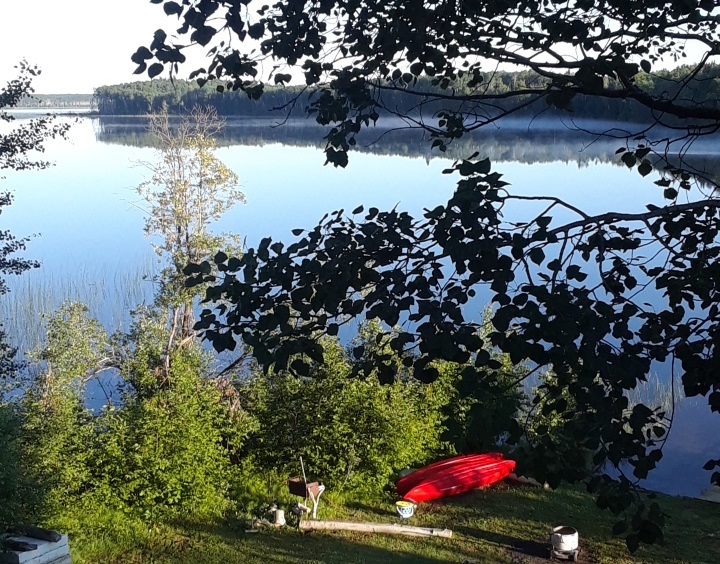 Amyot Inn - View of Amyot Lake