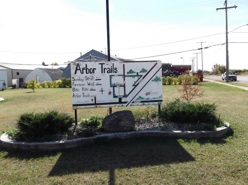 Arborfield - Arbor Trails sign