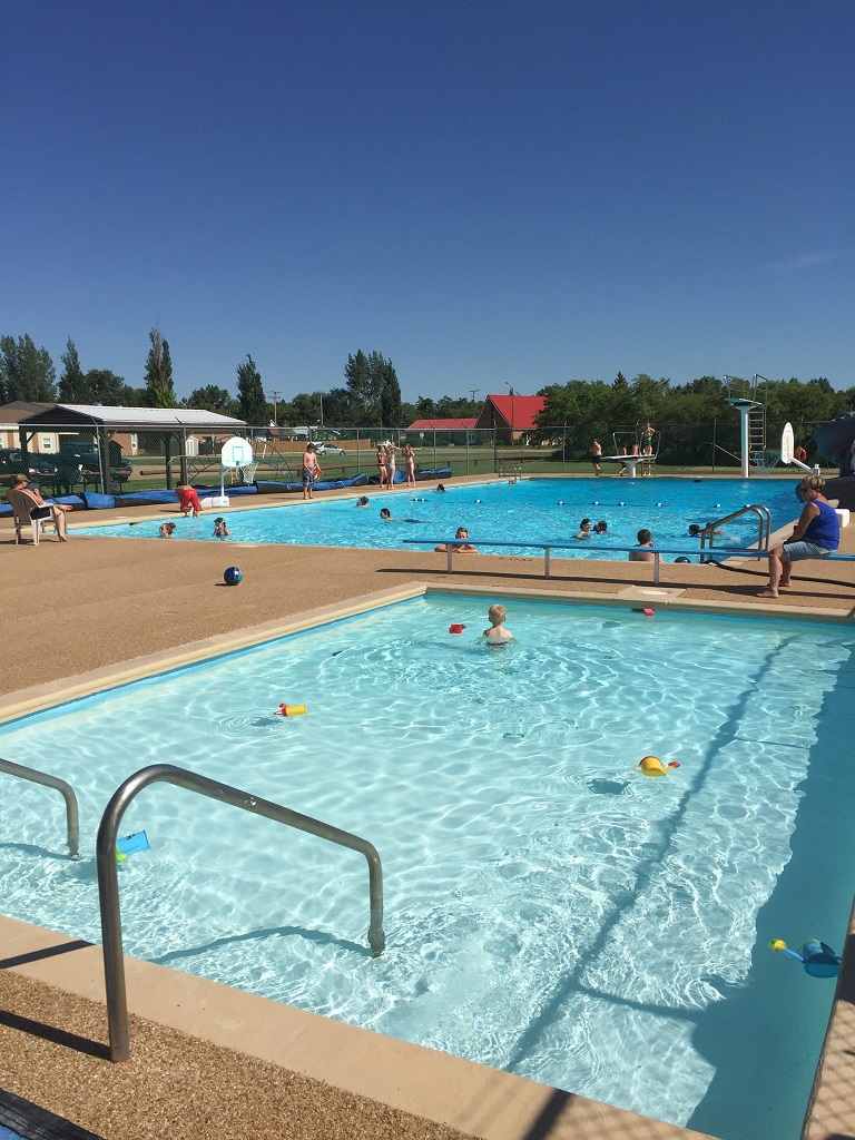 Bengough pool