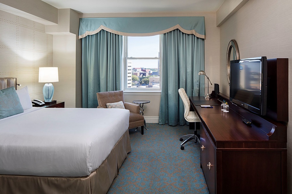 Delta Hotels by Marriott Bessborough - Guest Room