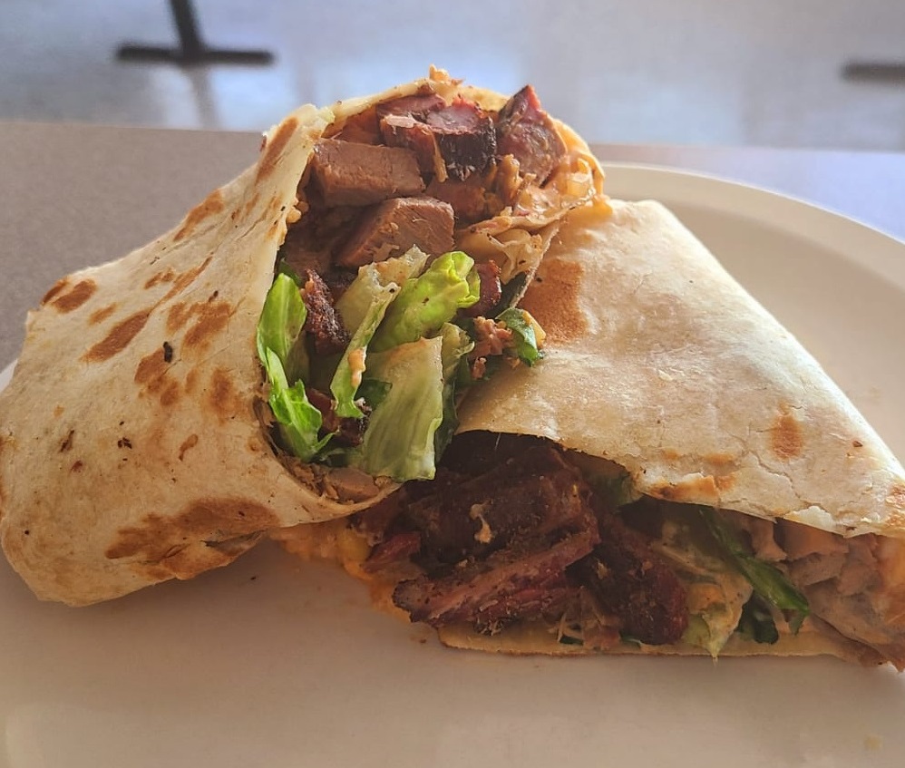 Bud's BBQ - smoked beef burrito