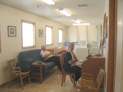 Buffalo Lookout RV Park - Laundry Room