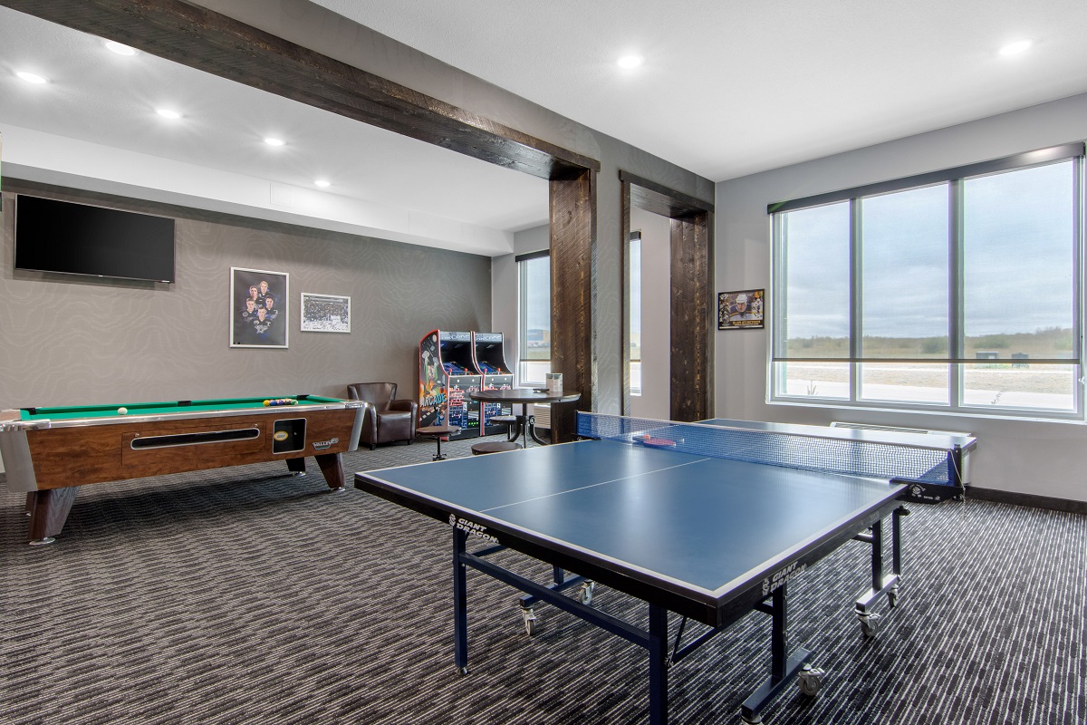 Comfort Inn and Suites North Battleford - Games Room