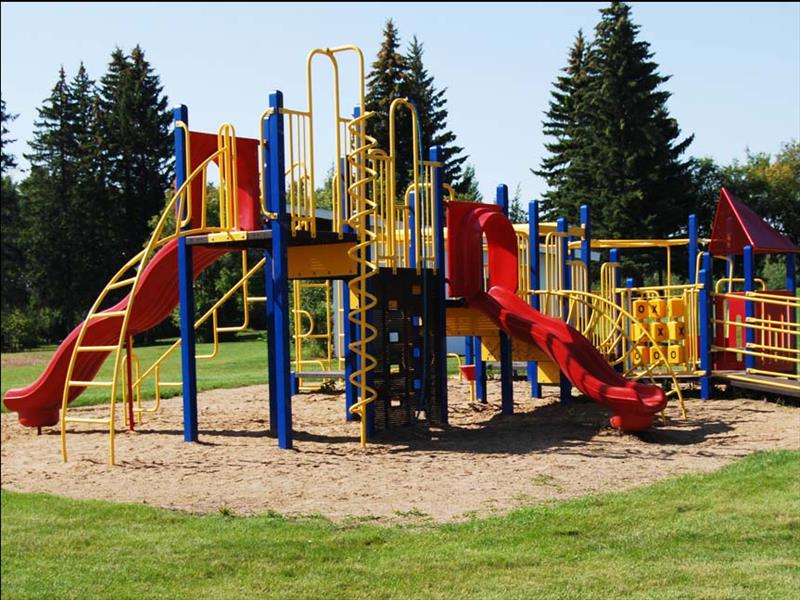 Carlton Trail Regional Park - Playground