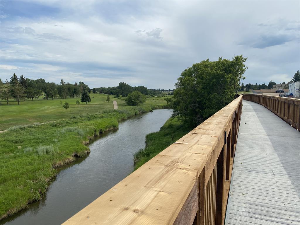 Chinook Parkway