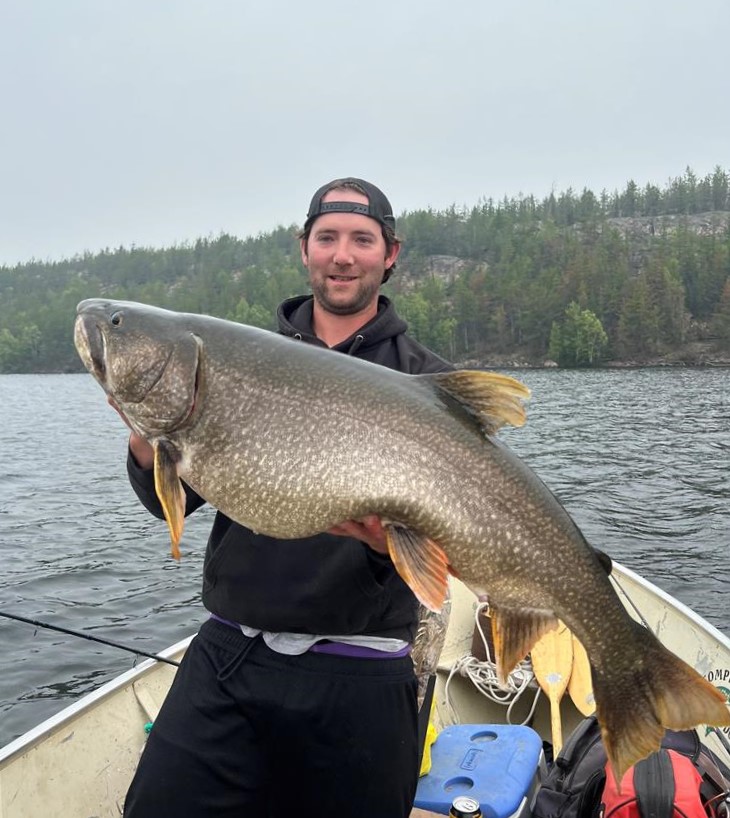 Complex Lake Lodge