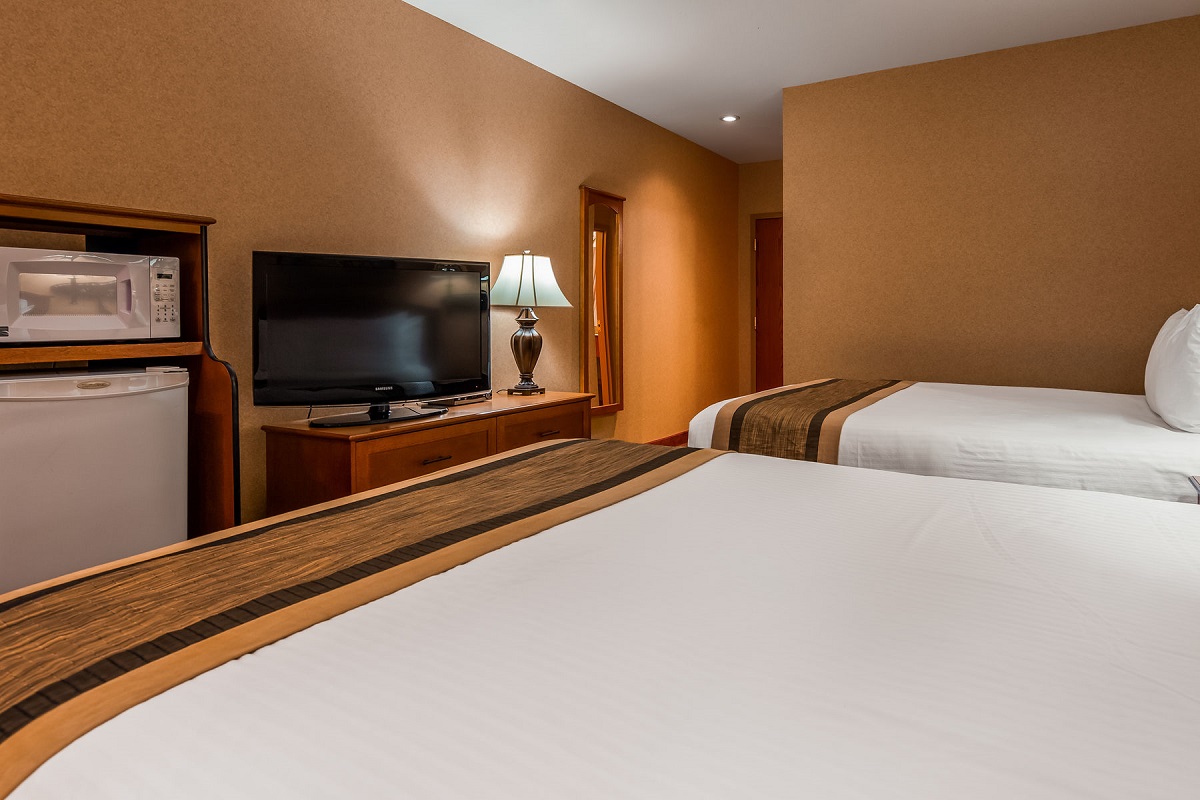 Days Inn By Wyndham Swift Current - Double Queen Room