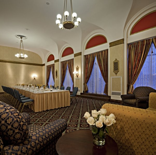 Delta Hotels by Marriott Bessborough - Meeting Room