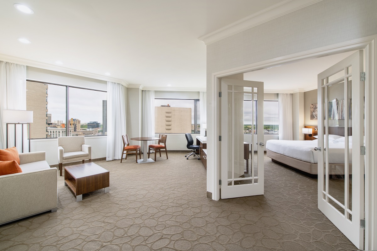 Delta Hotels by Marriott Regina - Signature Club Suite