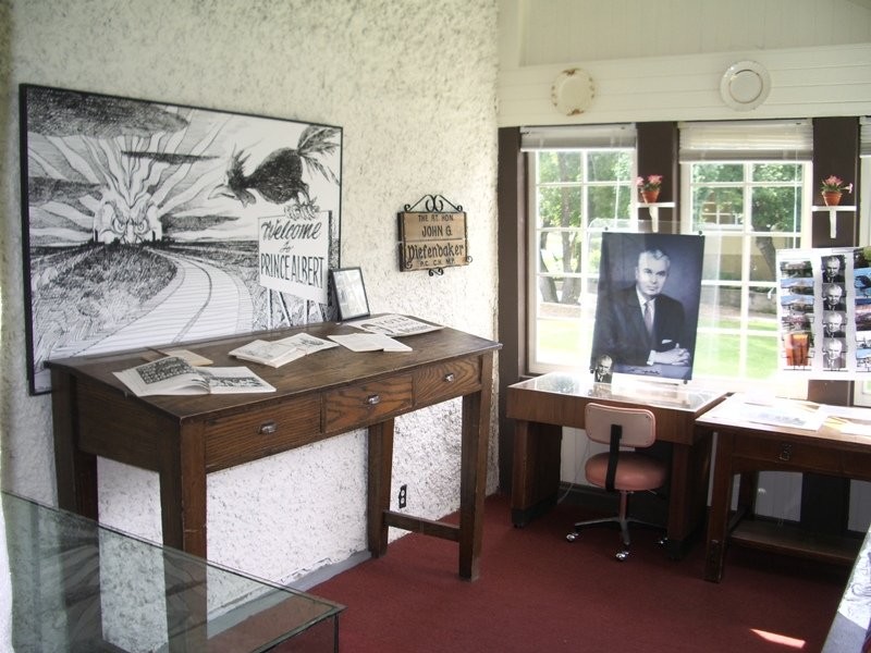 Edna Diefenbaker's favourite room, the Sunroom