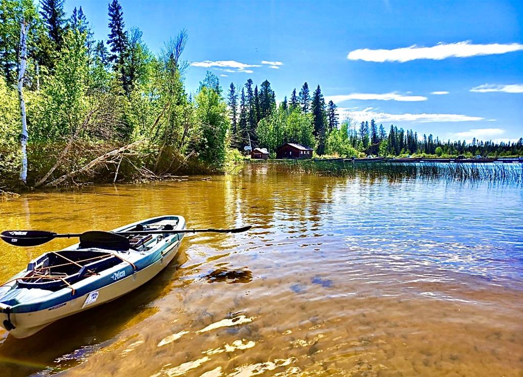 Dore Lake Lodge