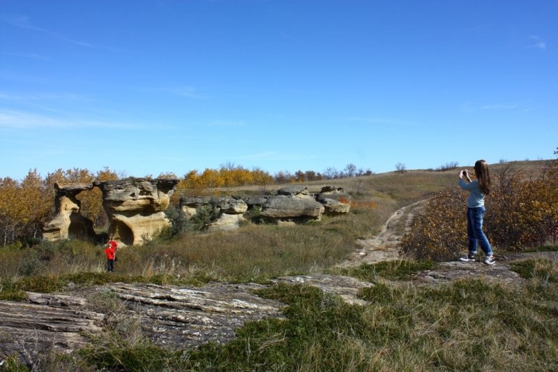 La Roche Percee Provincial Historic Site & Short Creek Cairn 
