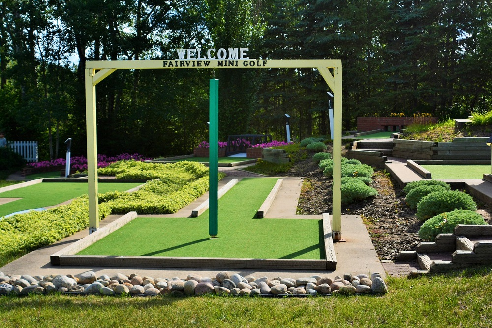 Fairview Fairways Mini Golf 