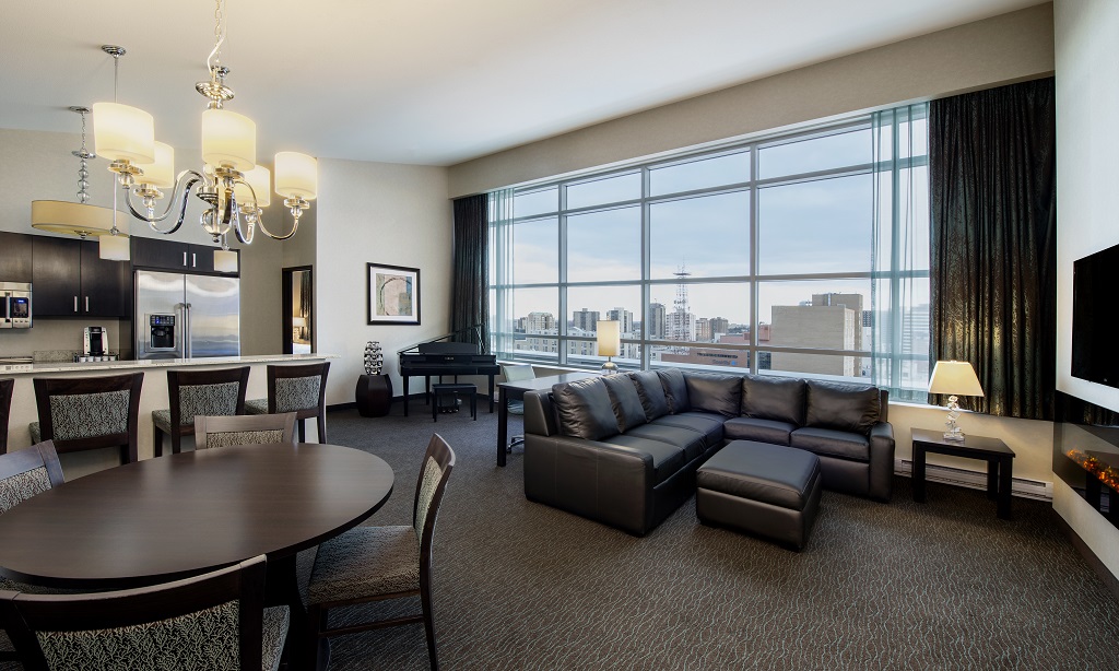 Holiday Inn Saskatoon Downtown - Penthouse Suite