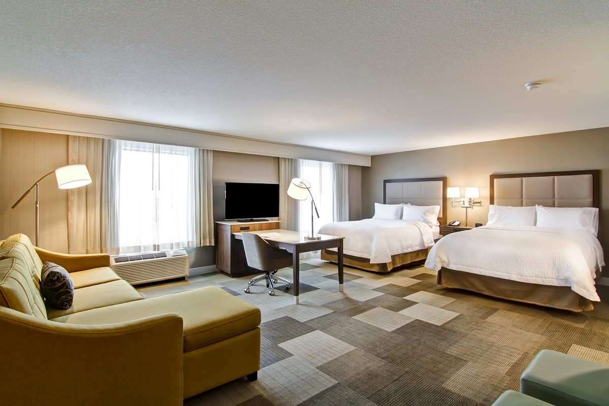 Hampton Inn & Suites by Hilton Saskatoon Airport - Double Queen Studio Suite