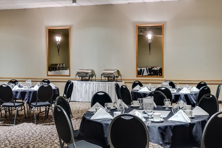  Heritage Inn Hotel & Convention Centre Moose Jaw - Banquet Room