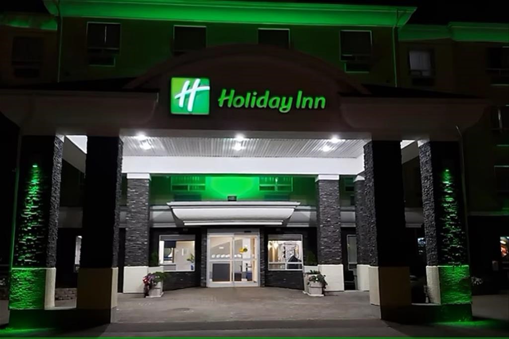 Holiday Inn & Suites Regina IHG Hotel