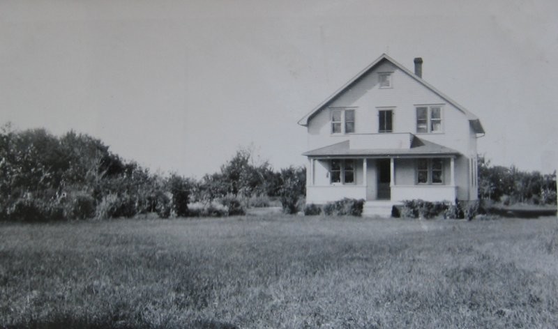 An orginal picture of the Seager Wheeler 1925 house