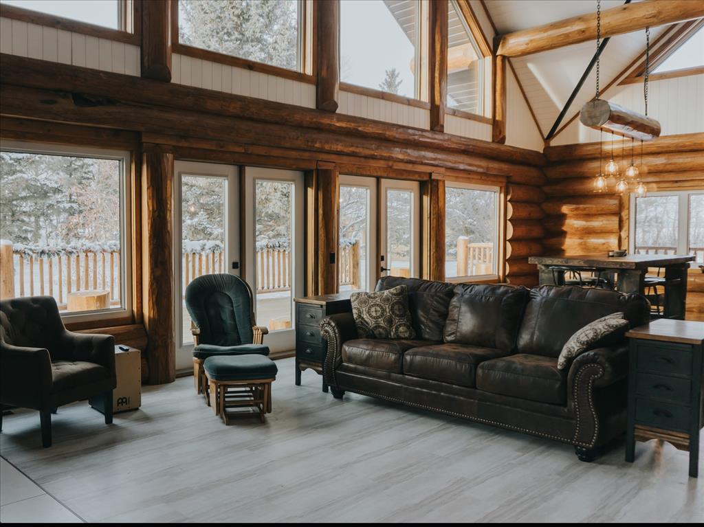 Living Skies Lodge