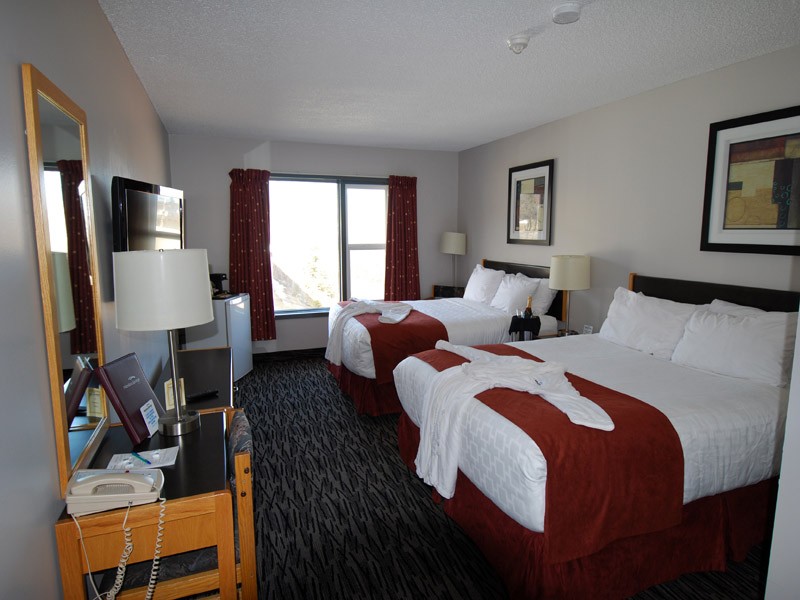 Manitou Springs Resort & Mineral Spa - Double Queen Room