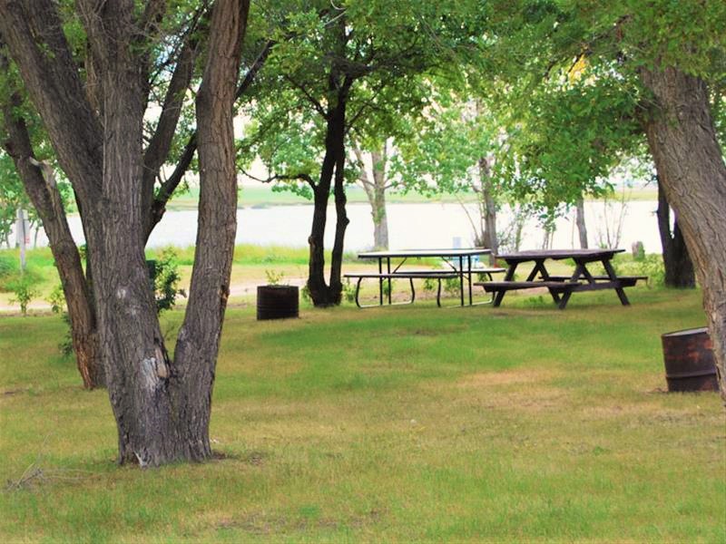 McLaren Lake Regional Park