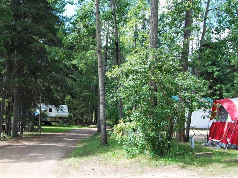 Memorial Lake Regional Park | Tourism Saskatchewan