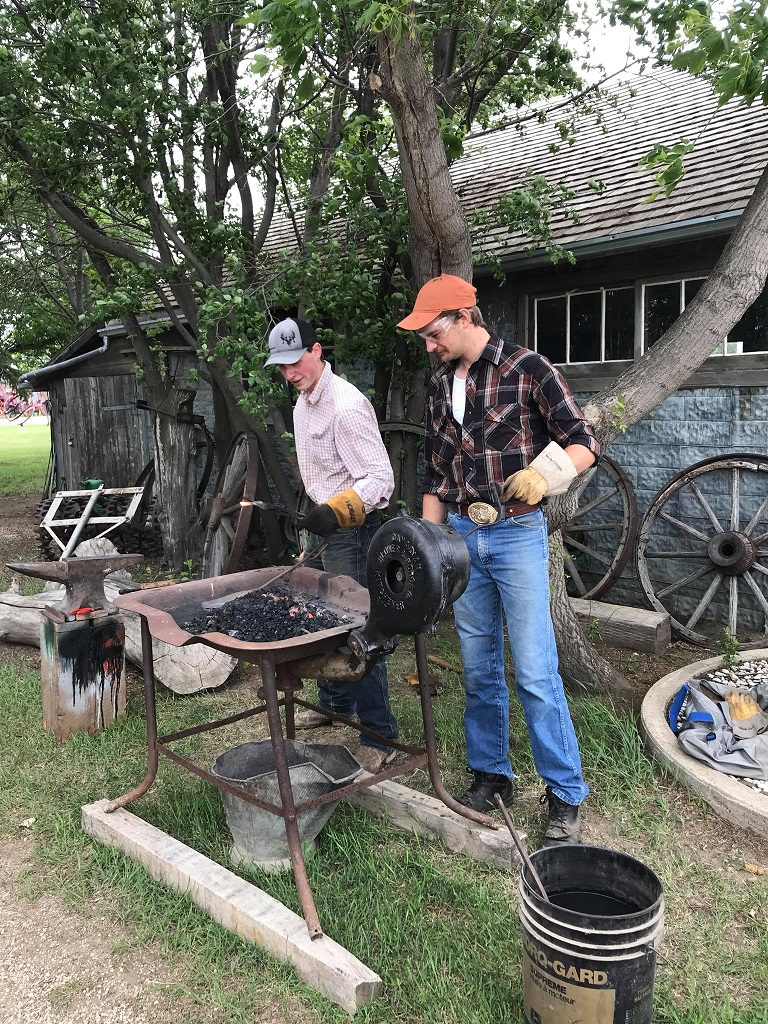 Mossbank & District Museum - Blacksmithing demonstration