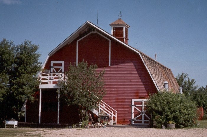 The Red Market Barn 