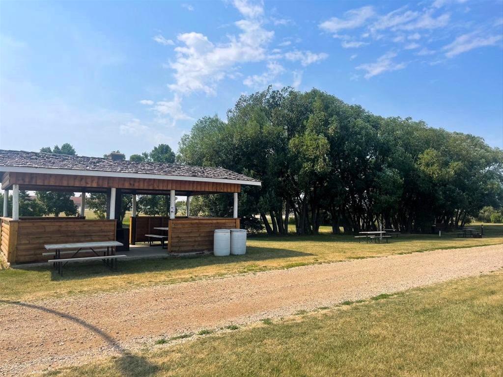 Redvers Tourism Log Cabin and Campground