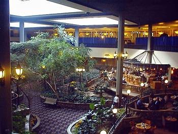 Garden Cafe and Lounge