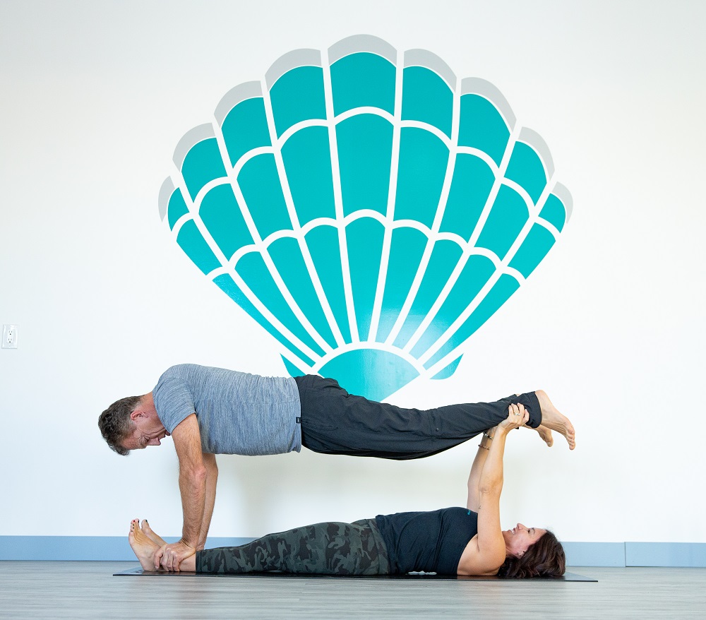 Shell's Fitness & Soul Center - Partner Yoga
