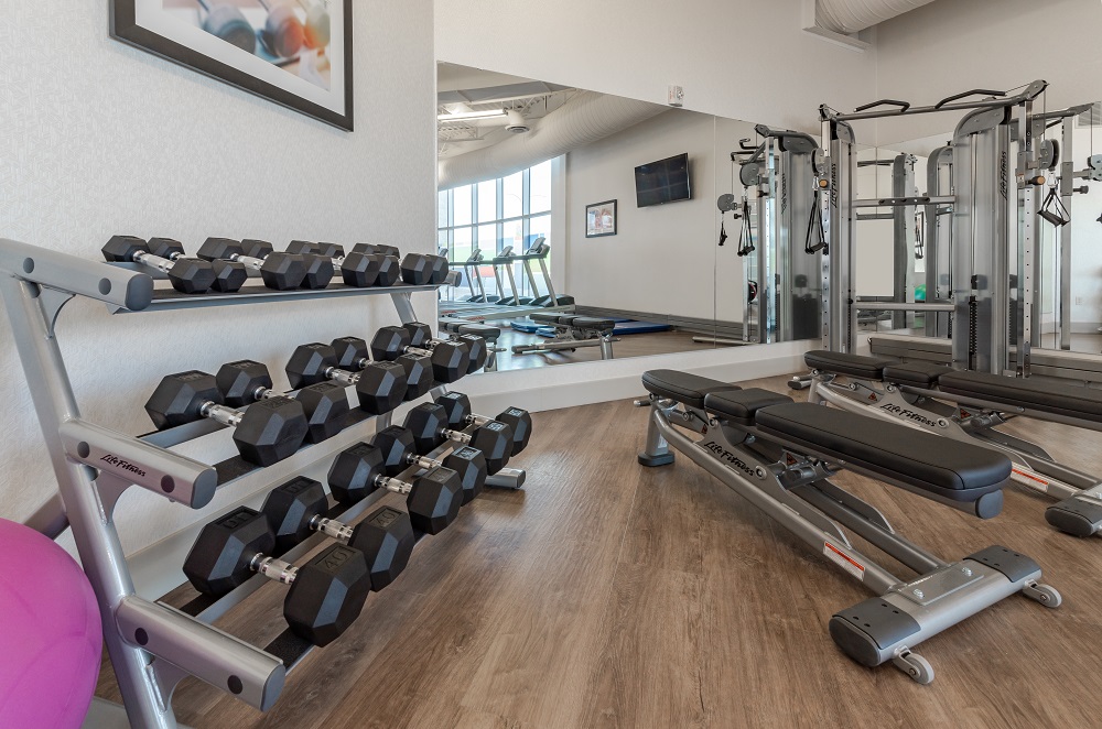 Staybridge Suites Saskatoon - Weight Room 