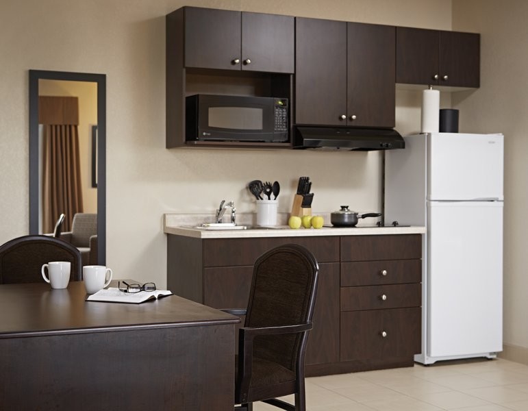 Suburban Extended Stay Hotel - Kitchenette