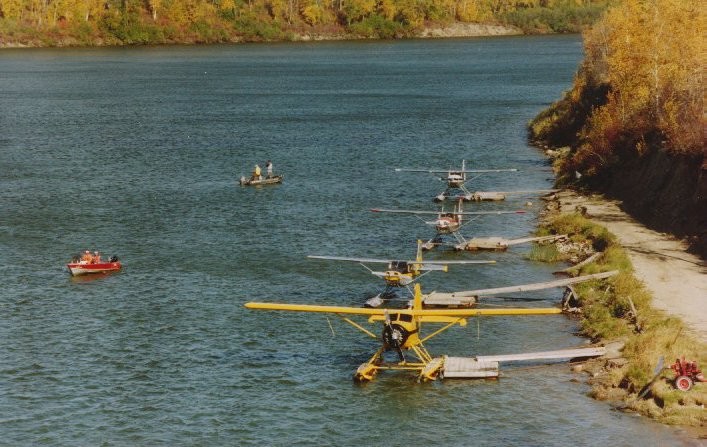 Tobin Lake - Float Planes