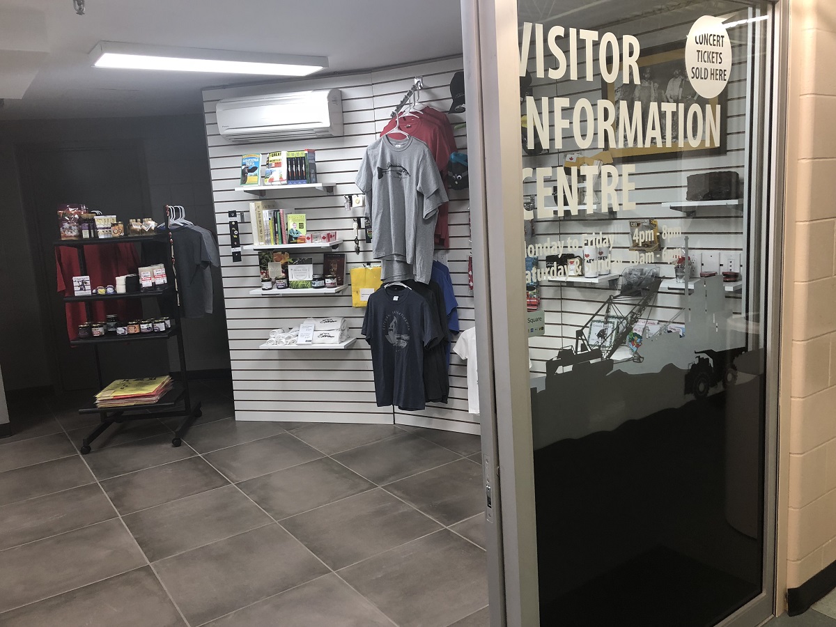 Estevan Visitor Information Centre 