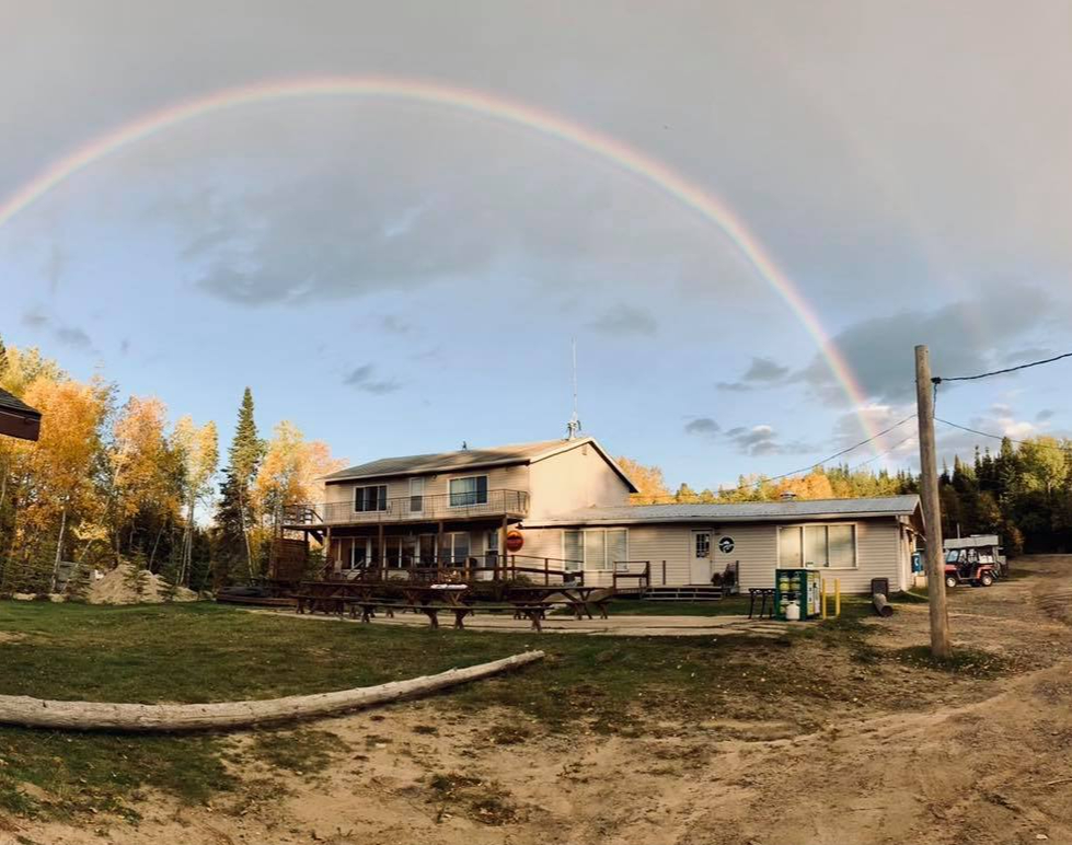 Whiteswan Lake Lodge