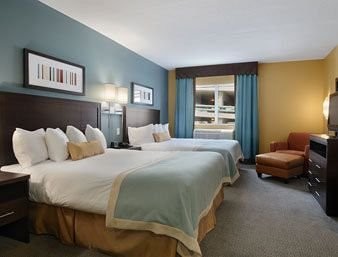 Wingate by Wyndham, Regina - Double Queen Room