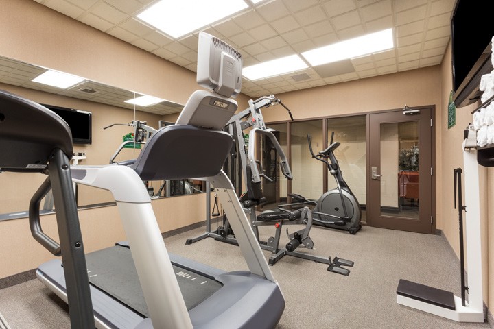 Wingate by Wyndham, Regina - Fitness Centre