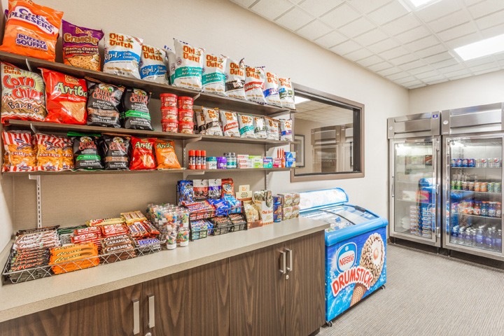 Wingate by Wyndham, Regina - Confectionery Items