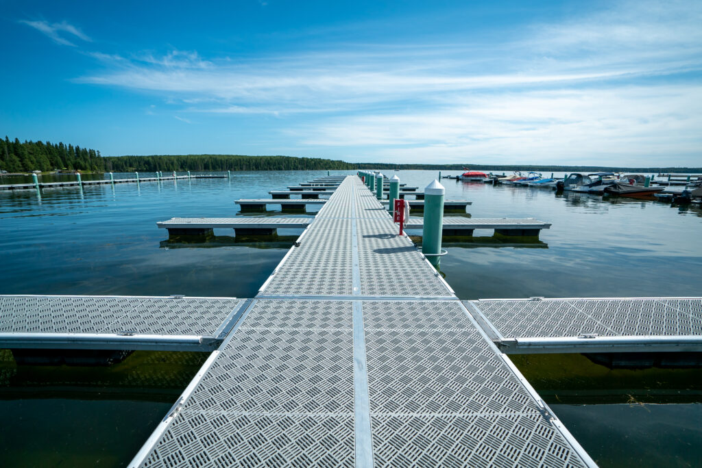 Waskesiu Marina Adventure Centre